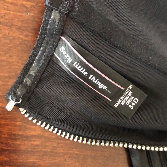 Victoria’s Secret bustier/corset lingerie - Picture 7 of 9